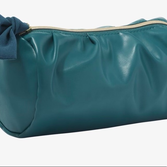 💄 Ulta Makeup Bundle - Picture 2 of 3